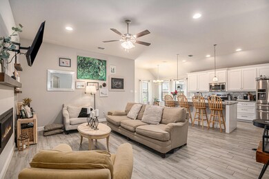 932 Sam St, Springtown, TX 76082 - photo 5