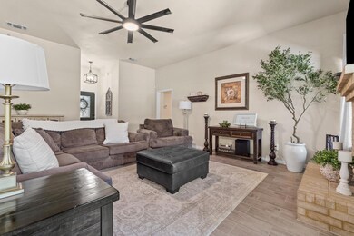 146 Westend Ln, Weatherford, TX 76088 - photo 5