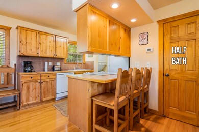 5-4Kitchen(1) RV