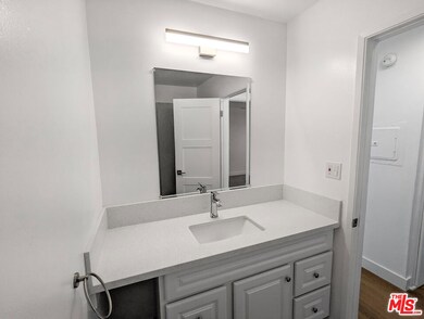 unlisted-address, Playa Del Rey, CA 90293 - photo 2