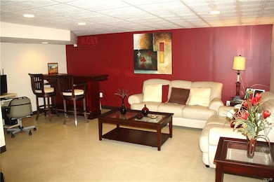 164 Shiloh Ct, Whitehall, PA 18052 - photo 3