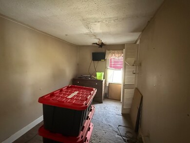 21 Evergreen St, North Dartmouth, MA 02747 - photo 7