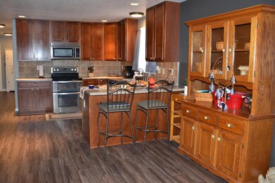 919 Collins Ave, Marysville, OH 43040 - photo 5