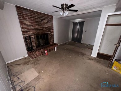 2227 Rood St, Toledo, OH 43613 - photo 7