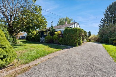 22 Braddock Dr, Latrobe, PA 15650 - photo 3