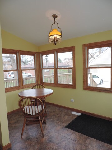 257 N Walnut St, Elmhurst, IL 60126 - photo 6