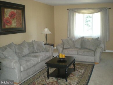 116 Strawberry Cir, Langhorne, PA 19047 - photo 5