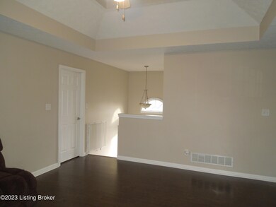 385 Misty Brooke Dr, Mount Washington, KY 40047 - photo 4