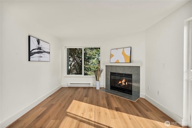 4831 Fauntleroy Way SW unit 401, Seattle, WA 98116 - photo 5