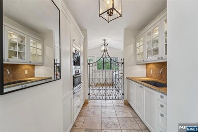 353 Highland Ave, Ridgewood, NJ 07450 - photo 6