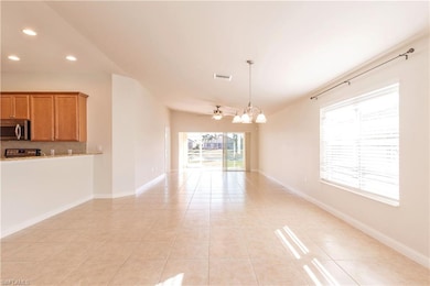 Living / Dining Area