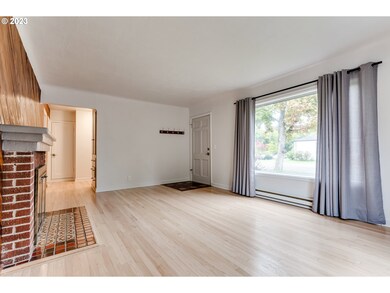 910 Fillmore St, Eugene, OR 97402 - photo 4