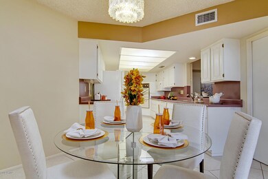 13885 N 108th Dr Unit 108th-large-016-00