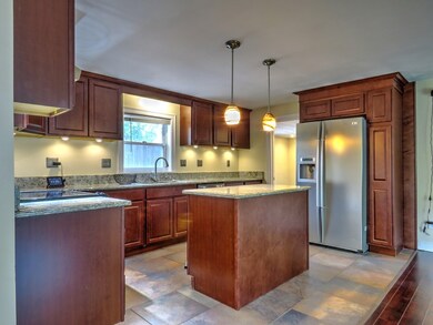 80 Edward St, Brockton, MA 02302 - photo 4