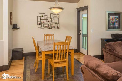 Dining Room - Deck access right