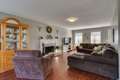 Big Family room, Bright Open