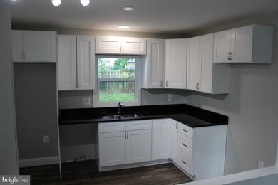 349 Brock Bridge Rd, Laurel, MD 20724 - photo 5