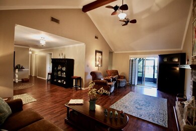 7 Abalone St, Bay City, TX 77414 - photo 3