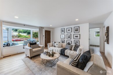 7915 186th St SW, Edmonds, WA 98026 - photo 6