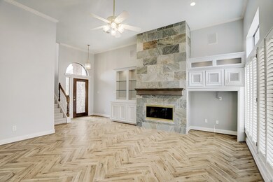 8031 Oakwood Garden St, Houston, TX 77040 - photo 7