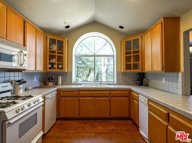 25274 North Rd, Twin Peaks, CA 92391 - photo 4