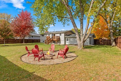 247 Sunny Hill Ln, Oconomowoc, WI 53066 - photo 6