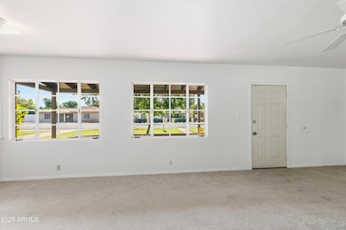 330 E Medlock Dr, Phoenix, AZ 85012 - photo 3