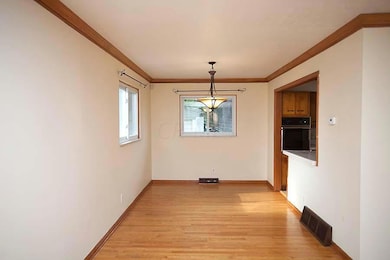 4714 Julian Dr, Columbus, OH 43227 - photo 4