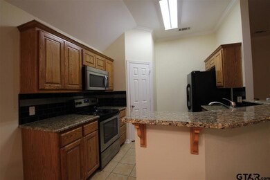 3150 3150 Vineyard, Tyler, TX 75701 - photo 5