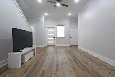 7410 Cora St, Houston, TX 77088 - photo 5