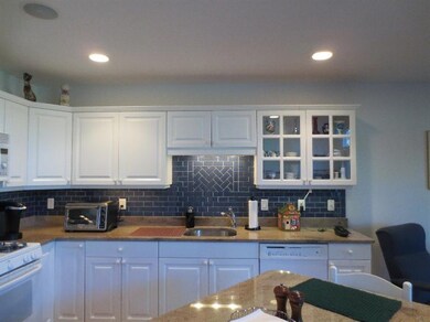 3 Holly Hill Ct unit 17, Buzzards Bay, MA 02532 - photo 7