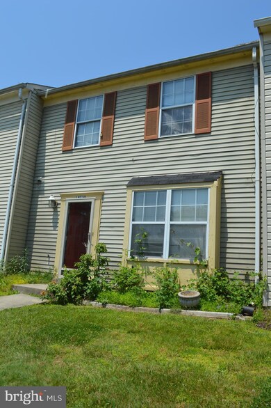 18730 Winding Creek Place, Germantown, MD 20874 - photo 2