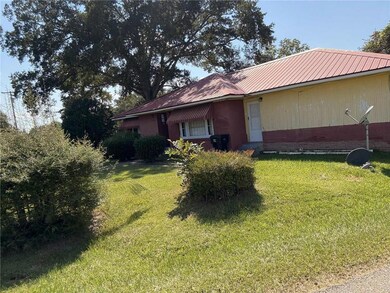 701 T W Barker Dr, Franklinton, LA 70438 - photo 2