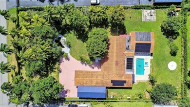 5BD/4BD, 3-Car Garage, & Pool on over an Acre!