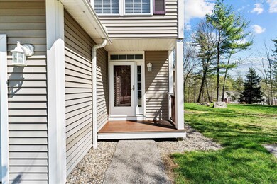 9 Lilac Ln, Newmarket, NH 03857 - photo 3