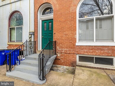 230 S Market St, Frederick, MD 21701 - photo 3