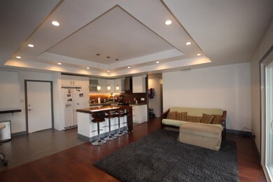 5867 E Saginaw Way, Fresno, CA 93727 - photo 3