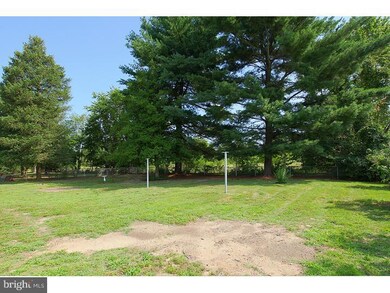 1103 Ladner Ave, Gibbstown, NJ 08027 - photo 3