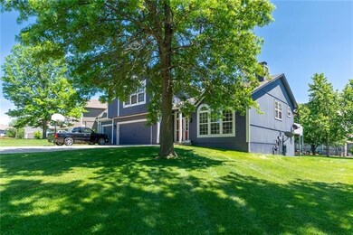 1513 Colt Cir, Raymore, MO 64083 - photo 3