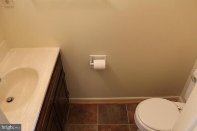 16 Courtland St, Taneytown, MD 21787 - photo 5