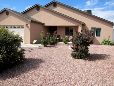 809 Monarch St, Farmington, NM 87401 - photo 2