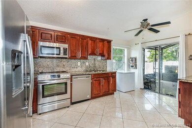 14085 Langley Place, Davie, FL 33325 - photo 7