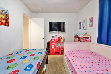 930 W Cedar St, Compton, CA 90220 - photo 6