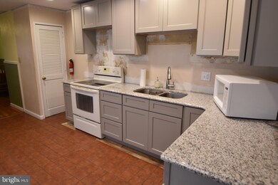 839 Weiser St, Reading, PA 19601 - photo 7