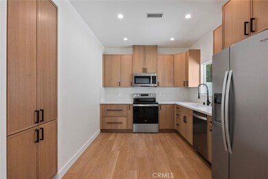 21826 Cohasset St, Los Angeles, CA 91303 - photo 4