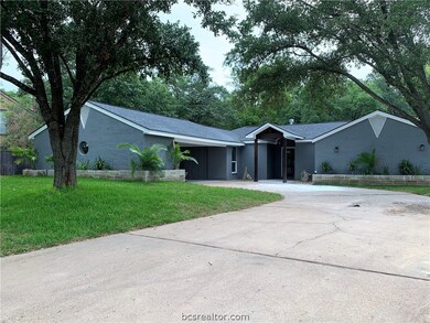1809 Hondo Dr, College Station, TX 77840 - photo 2