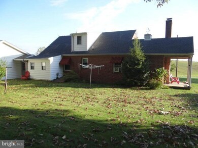 302 Cornertown Rd, Chambersburg, PA 17201 - photo 6