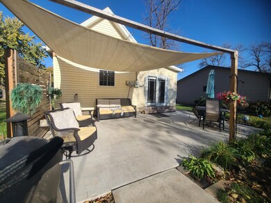 206 8th St W, Canby, MN 56220 - photo 2