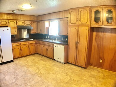 1814 County Road 166, Bay City, TX 77414 - photo 7