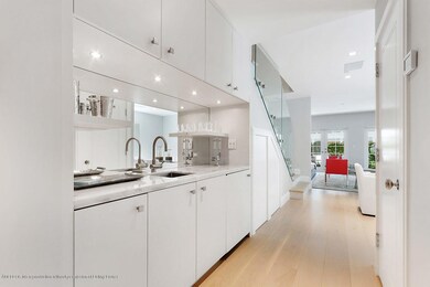 Wet Bar